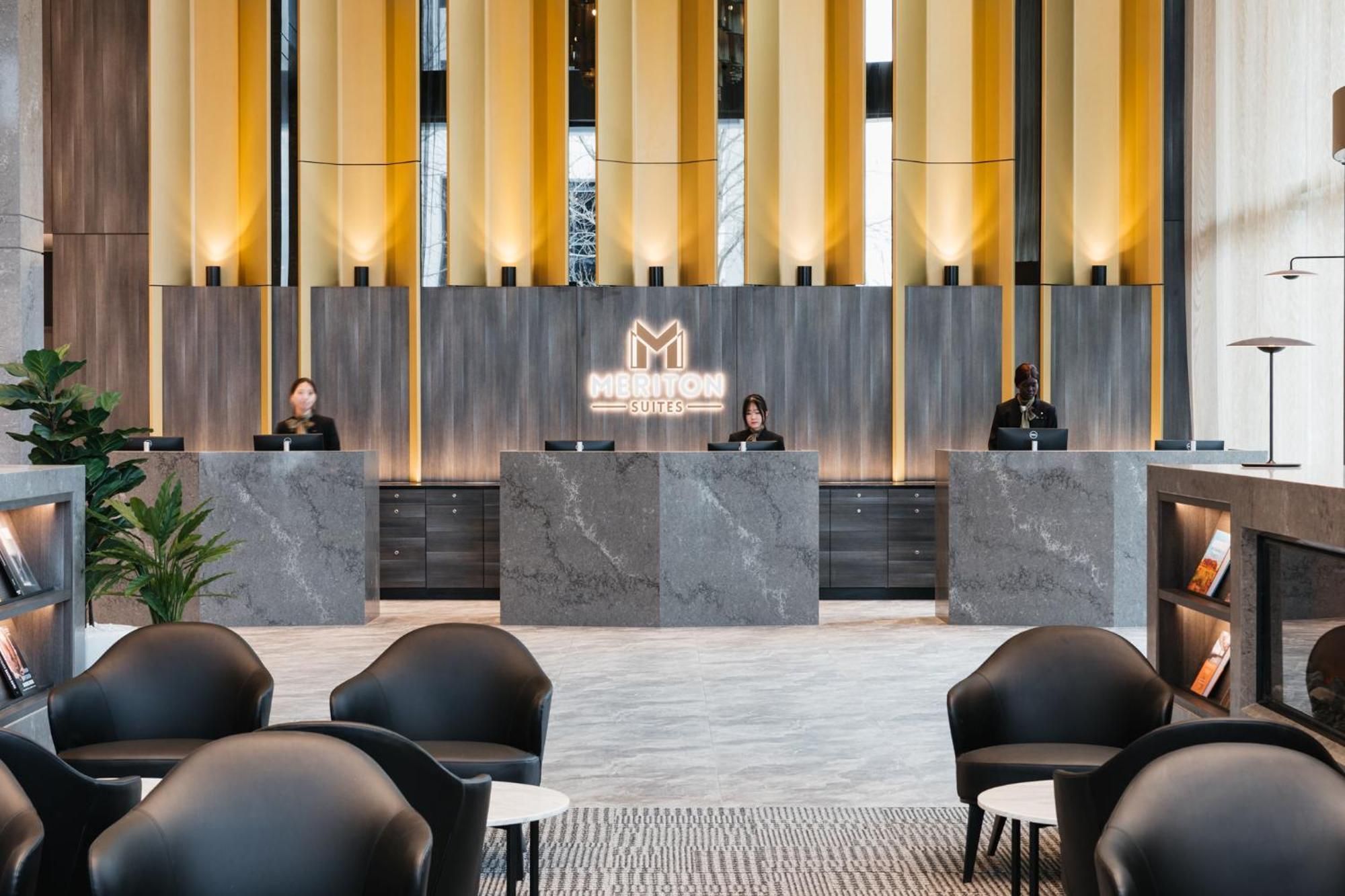 Meriton Suites Canberra Bagian luar foto